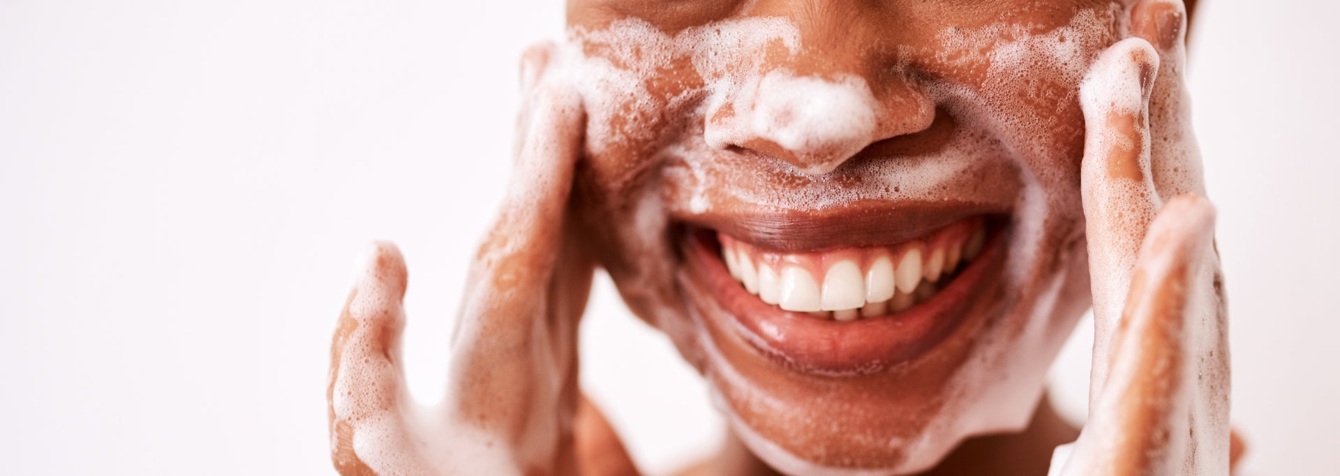 Natural Face Wash: The Best Organic Cleanser for All Skin Types